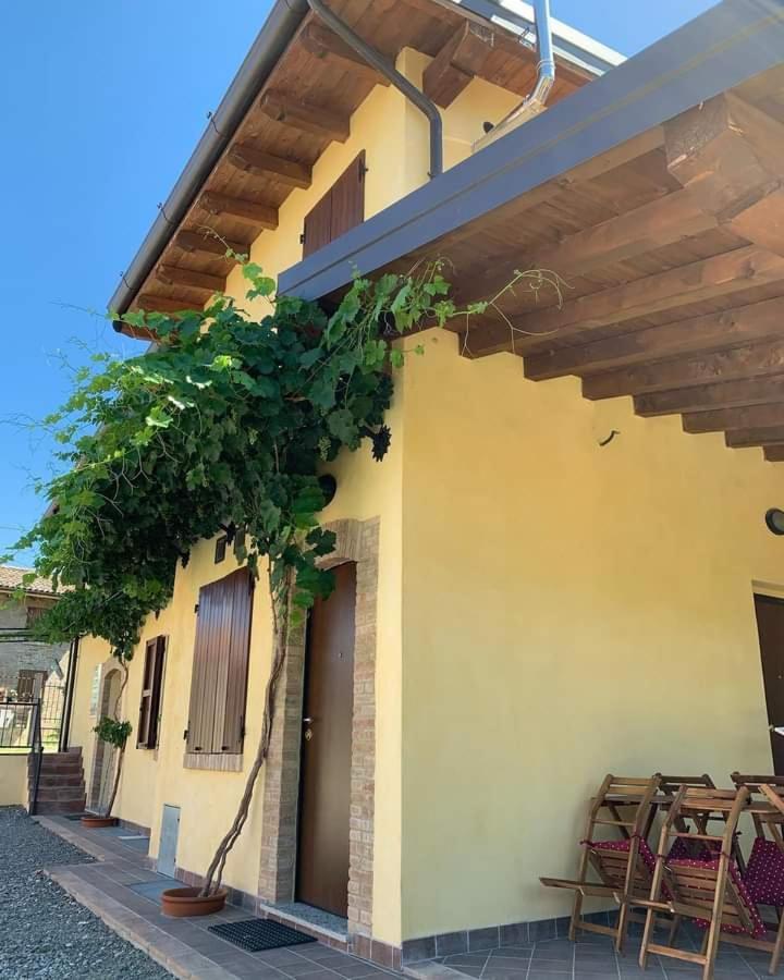 Agriturismo Casa Garello Salice Terme Buitenkant foto