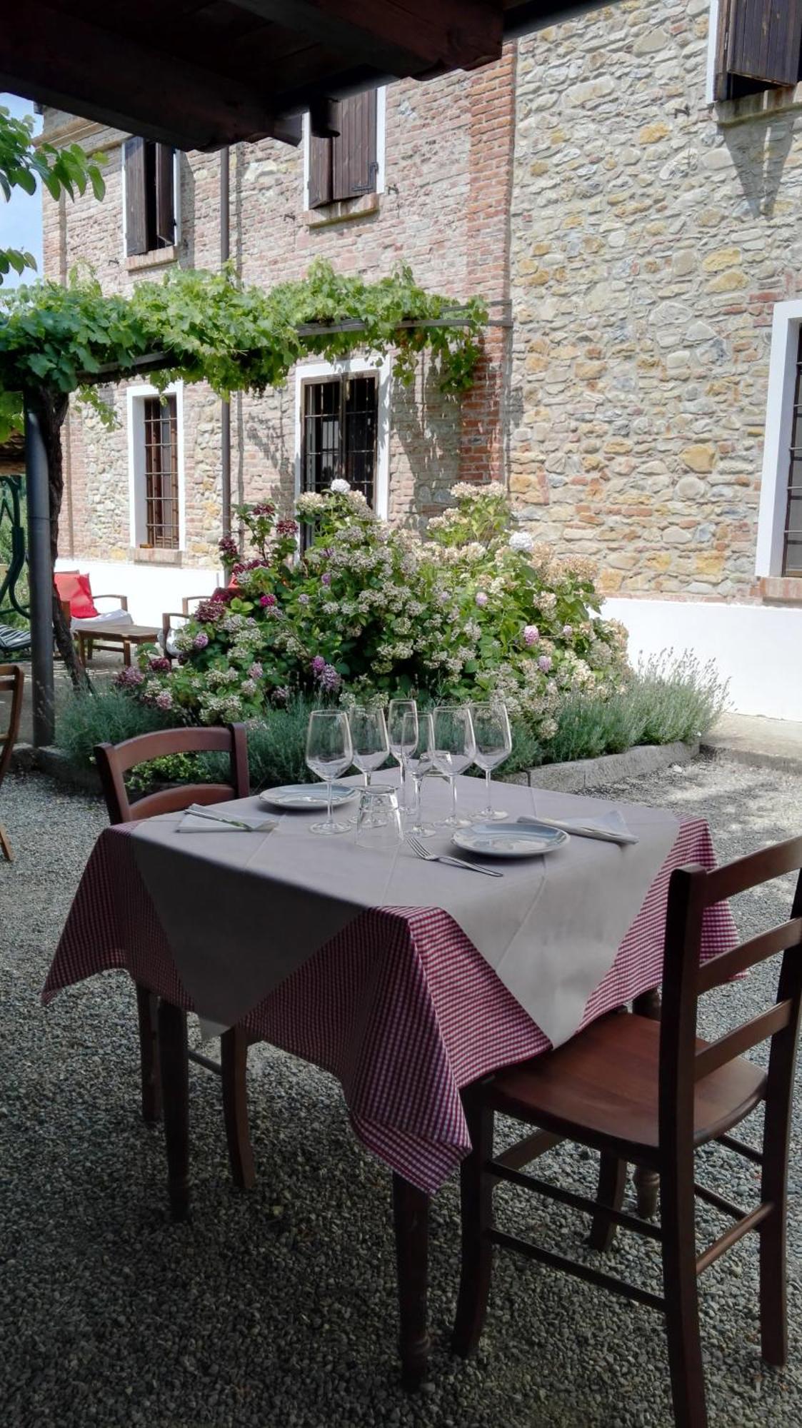 Agriturismo Casa Garello Salice Terme Buitenkant foto