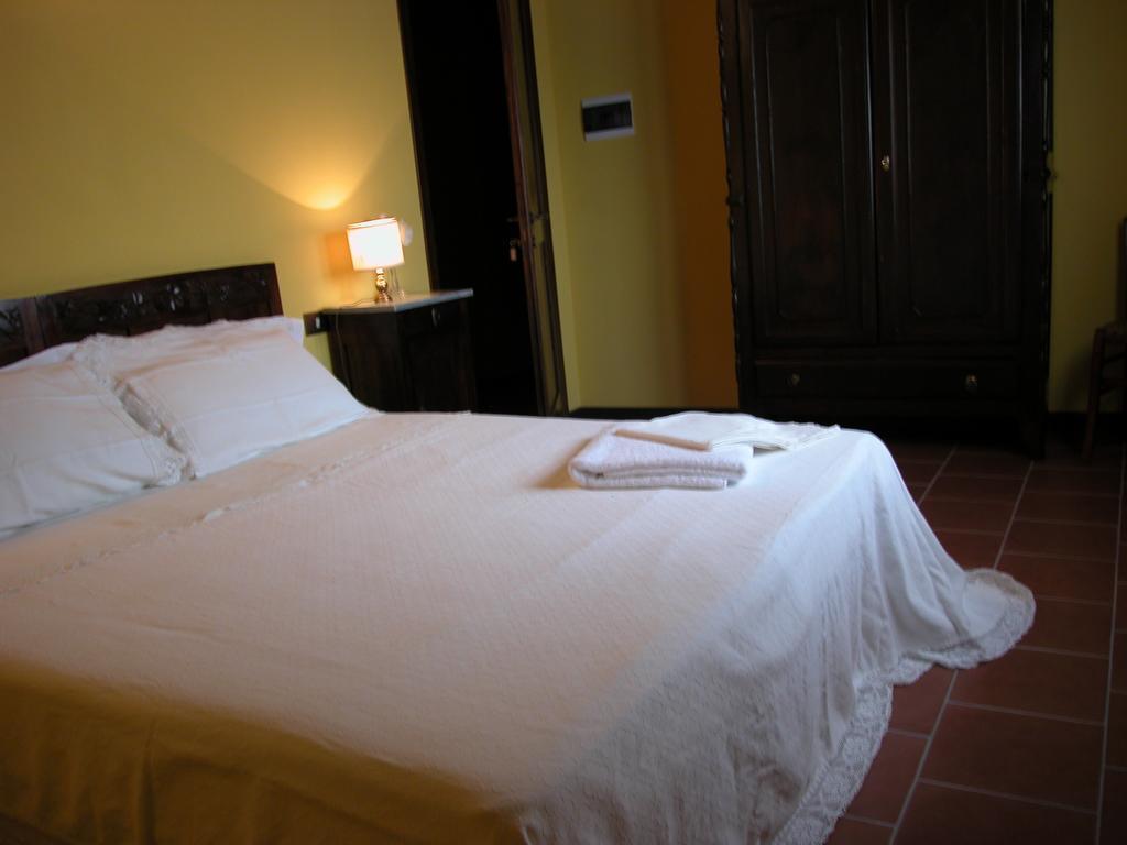 Agriturismo Casa Garello Salice Terme Kamer foto